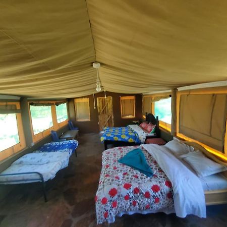 Oloirien Tented Camp Hotel Mara Simba Bagian luar foto